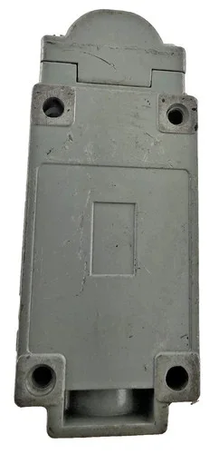Square D Class 9007 Type HG40C Heavy Duty Limit Switch — product image 4 of 7