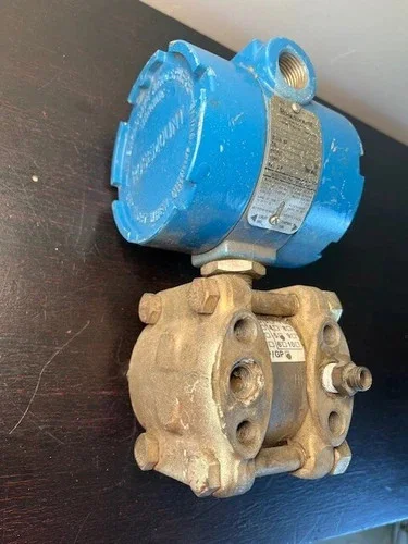Rosemount 1151DP5E12 Differential Pressure Transmitter — product image 3 of 4