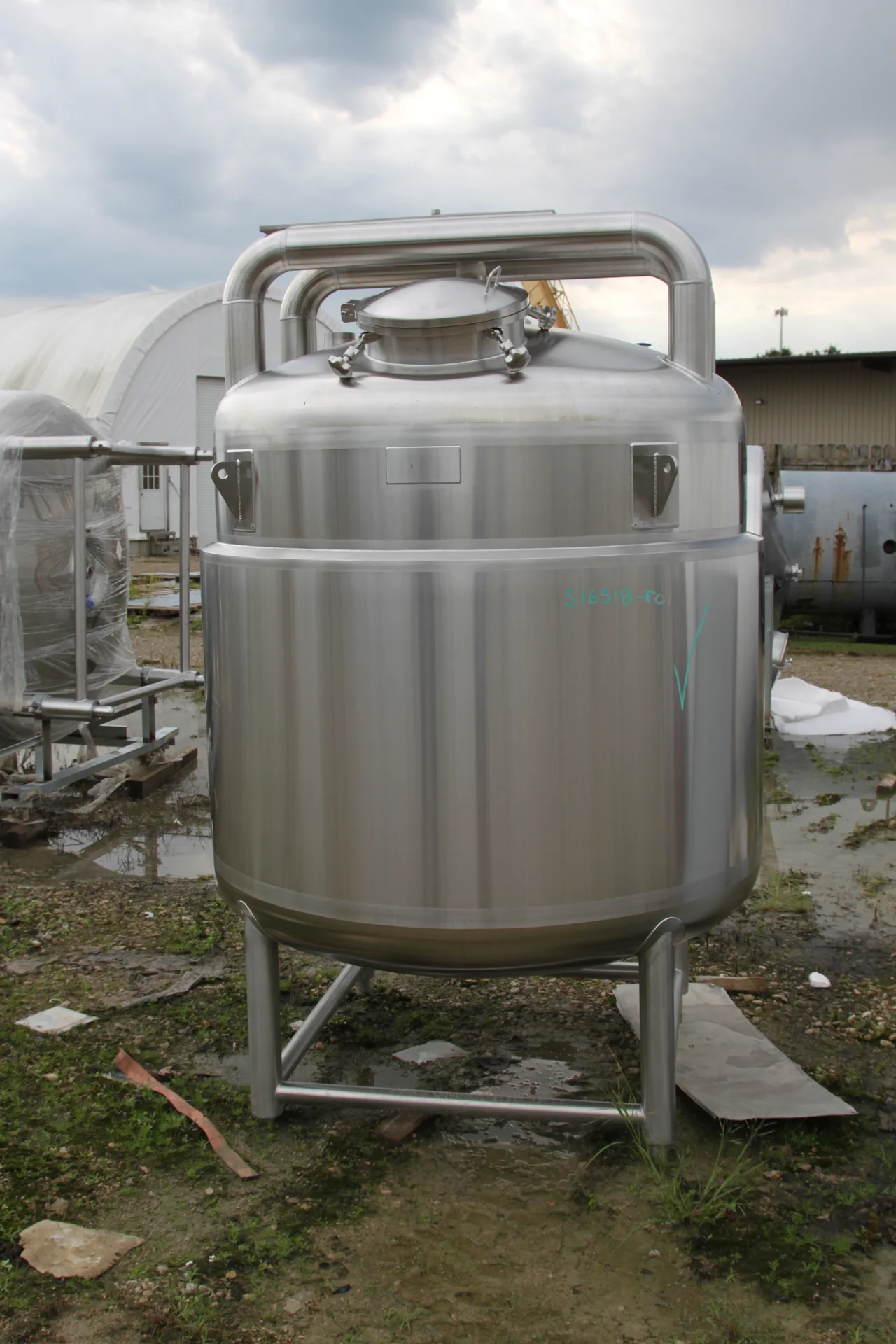 500 Gal Jacketed Process Tank w/ Pipe Bridge & Anchor — primary product image