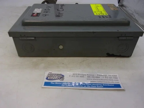 Cutler-Hammer DH361 Heavy Duty Safety Switch, 30A, 600V, 3 Pole, Fusible, NEMA 1 — primary product image