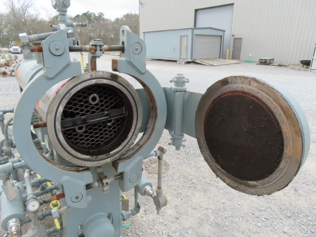 PECO Peach Gemini PuraSep Horizontal Gas Coalescer PGCPH-3-373-16-860, 16" Diameter x 8' Length — product image 2 of 15