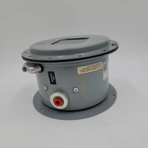 Mercoid DPSW 7233-153-R-61 Differential Pressure Switch — product image 2 of 11
