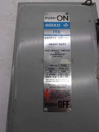 Gould ITE F352 Heavy Duty Vacu-Break Safety Switch, 60A, 600V, 3-Pole, Fusible, NEMA 1 — product image 2 of 8