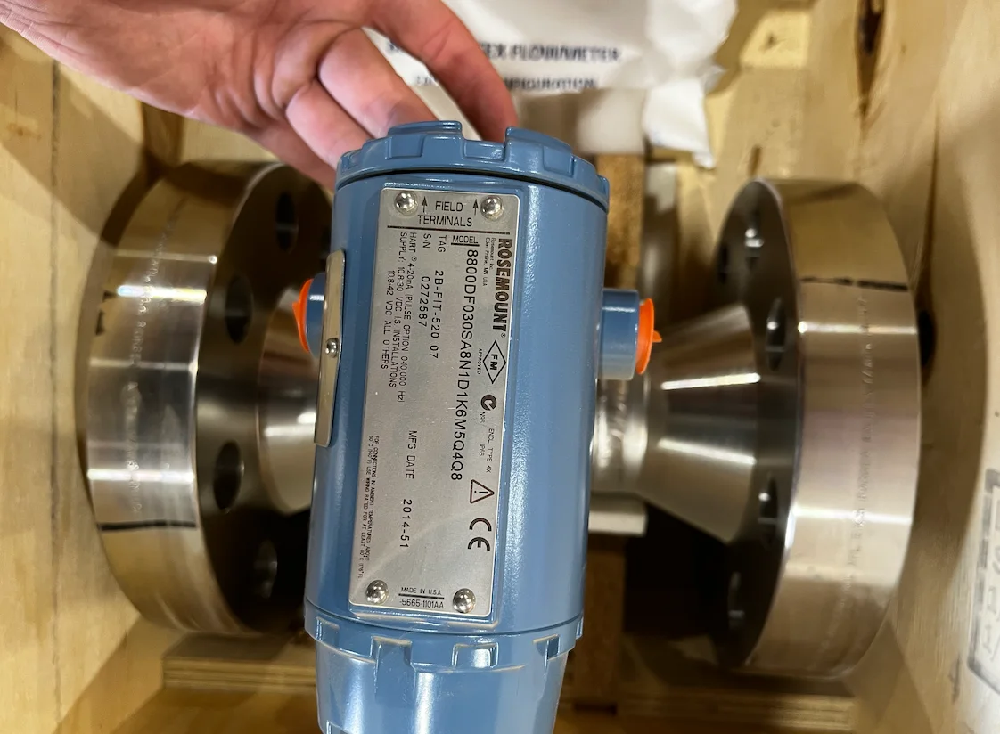 Rosemount 8800 Vortex Flowmeter 8800DF030SA1N1D1K1M5Q4Q8, 3-Inch, 1500 ANSI — product image 3 of 3