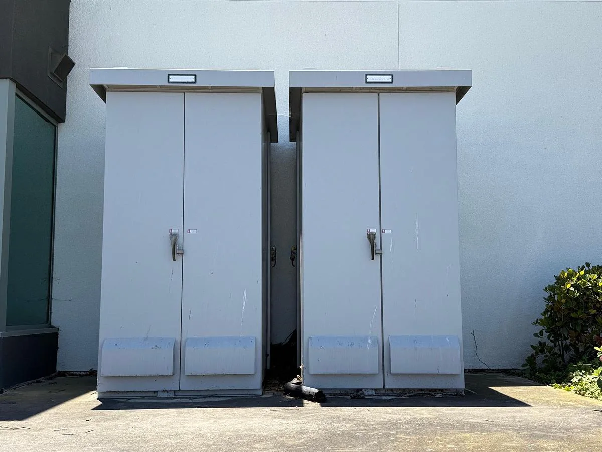 Russelectric RTBD-12004CEF 1200A Automatic Transfer Switch — product image 3 of 10