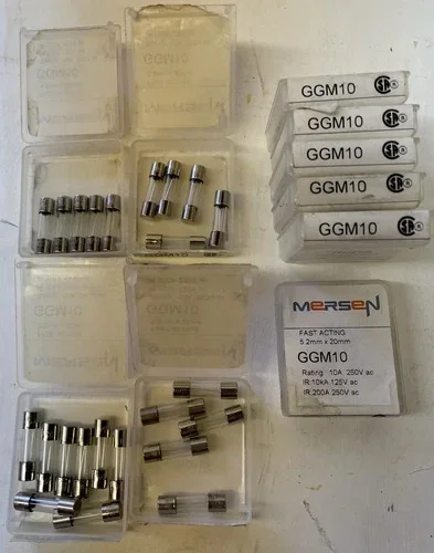 Mersen GGM10 Fast Acting Miniature Fuse Glass Body 10 Amp 250 Volt AC - Lot of 50 — primary product image