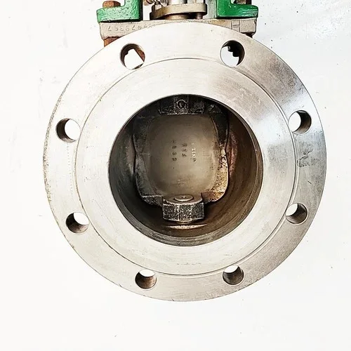 Fisher 6" V150 CL-150 Control Valve With 1052 Size 40 Pneumatic Actuator — product image 3 of 6