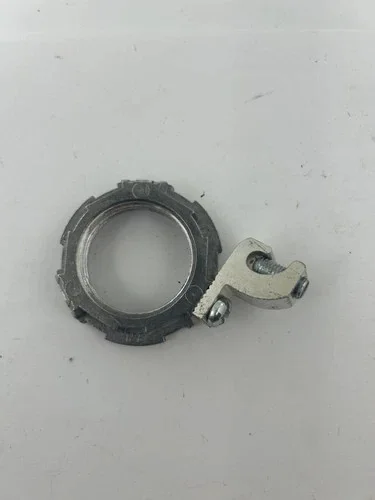 Thomas & Betts L100GRL 1-Inch Grounding Locknut, Box of 5 — product image 2 of 3