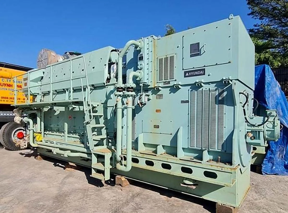 MAN 7L27/38 Diesel Generator Set with Hyundai Generator — primary product image