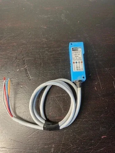 SICK WT9-P112 Photoelectric Retro-Reflective Sensor Switch — primary product image