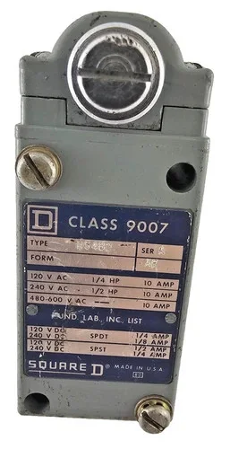 Square D Class 9007 Type HG40C Heavy Duty Limit Switch — product image 2 of 7