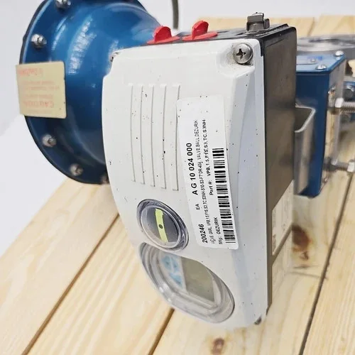 Dezurik 1.5" VPB Actuated Ball Valve 9656312R001 with ABB PositionMaster EDP300 — product image 3 of 6