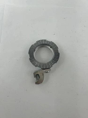 Thomas & Betts L100GRL 1-Inch Grounding Locknut, Box of 5 — product image 3 of 3