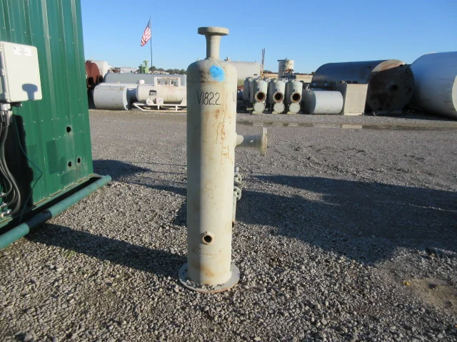 Gardner-Denver Vertical Gas Scrubber PN 157336, 14" x 4' — product image 3 of 9