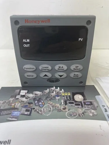 Honeywell UDC2500 Universal Digital Controller — primary product image