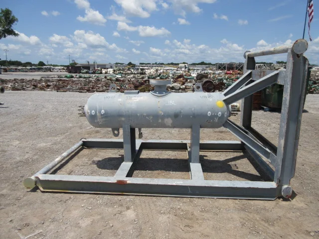 Surface Equipment Corp. Vertical Sand Knock-Out 21" x 5'5" — product image 3 of 9