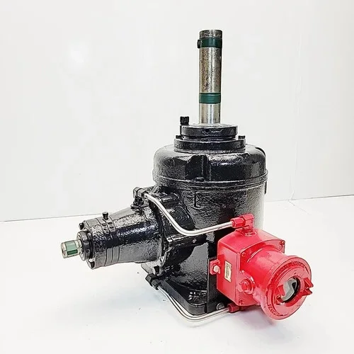 Amarillo F85 Right Angle Fan Drive with 2:1 Ratio and Murphy EL150EX Liquid Level Switch Gage — primary product image