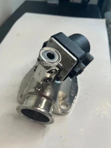 GEMÜ 2" Pneumatically Actuated Sanitary Diaphragm Valve with Tri-Clamp Connections — product image 3 of 6