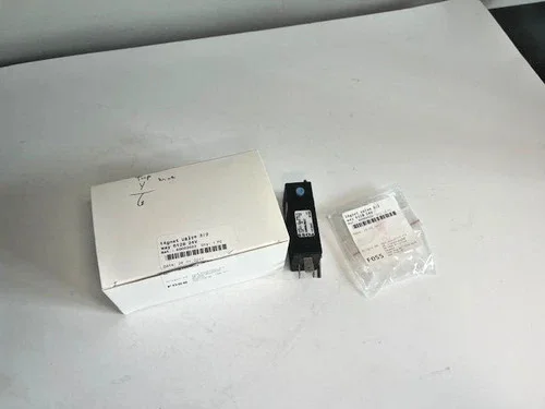 Burkert Type 6128-C-1.5 3/2 Way Rocker Solenoid Valve 12VDC — primary product image
