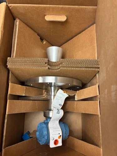 Rosemount 5408 Level Transmitter 5408A1H5E51R4AACAA4M5Q4 with 4-Inch Cone Antenna — primary product image