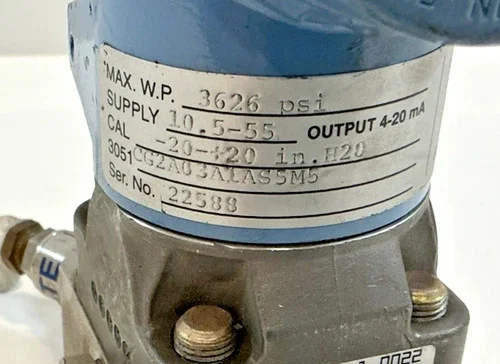 Rosemount 3051CG2A02A1AS5M5 Coplanar Gage Pressure Transmitter with Integral Manifold — product image 2 of 6