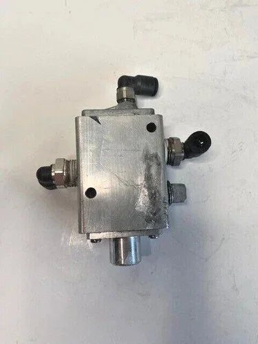 Norgren 4022073 Spring Return Pneumatic Solenoid Valve 3/8" NPT — product image 3 of 4