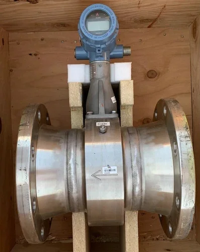 Rosemount 8800 Vortex Flow Meter 8800CF060SA1N1P1C6M5Q4Q8 6-inch Flange Stainless Steel — primary product image