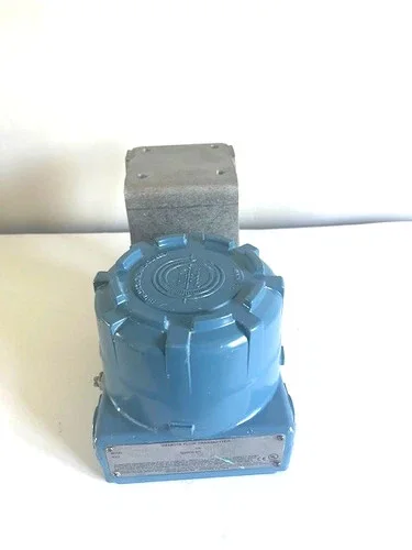 Micro Motion IFT9701-R6N3U Remote Flow Transmitter — primary product image