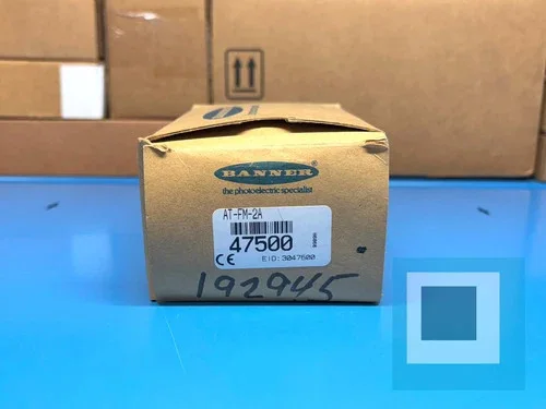 Banner Engineering AT-FM-2A Safety Relay Module 47500 — primary product image