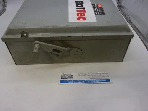 Federal Pacific Electric 7132 Safety Switch, 3P, Non-Fusible, 100A, 240V, NEMA 1 — product image 7 of 9