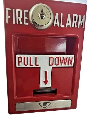 Edwards MPSR1-S45W-GE Weatherproof Fire Alarm Pull Station — primary product image