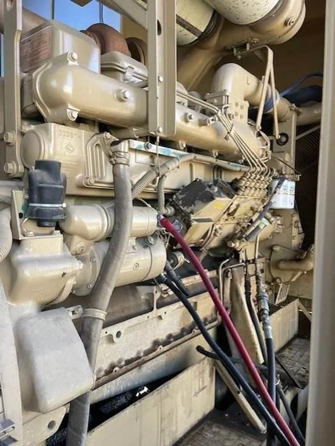 Katolight D1250FRY4 1250 kW Standby Diesel Generator Set — product image 3 of 9