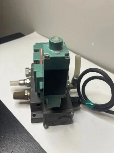 Numatics 554BA43AM000061 Solenoid Valve and Manifold 24VDC — product image 5 of 6