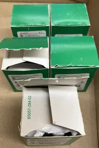 Schneider Electric Harmony 9001SKR1U 30mm Non-Illuminated Momentary Push Button (Lot of 5) — primary product image