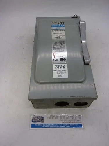 Gould ITE Vacu-Break JN423 Fusible Safety Switch, 3P, 100A, 240V, NEMA 1 — primary product image