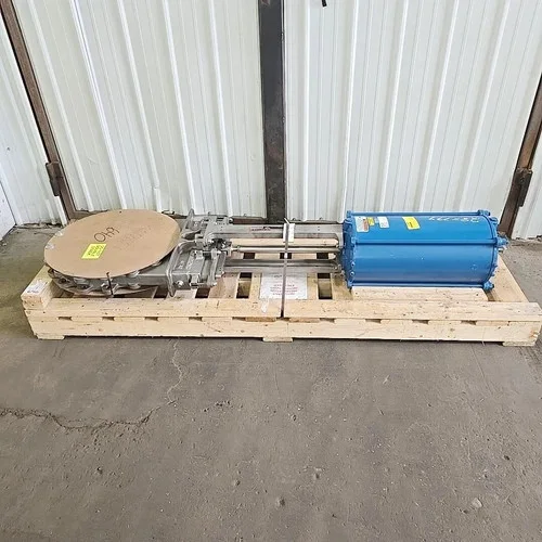 DeZurik 18" KGC-ES Pneumatic Actuated Knife Gate Valve 316SS — primary product image