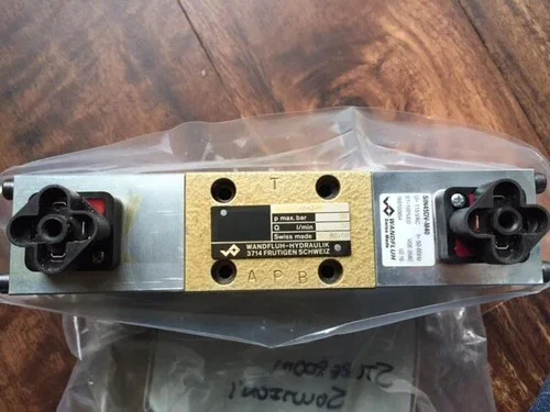 Wandfluh AM4306 SIN45DV-M40 Hydraulic Solenoid Valve — primary product image