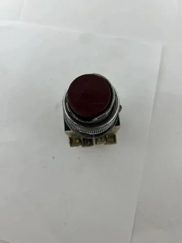 Westinghouse OTIC 228P846H07 Heavy Duty Red Push Button Switch — product image 2 of 3