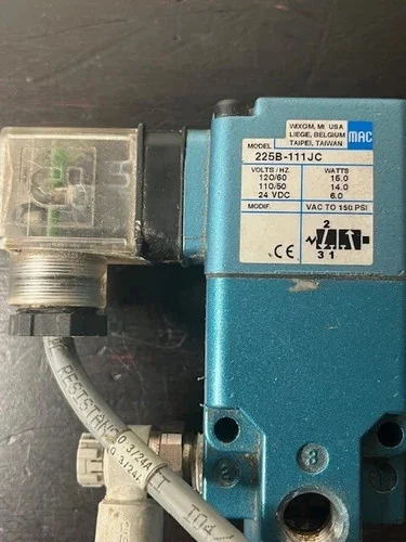 MAC Solenoid Valve 225B-111JC 3-Way — product image 2 of 4