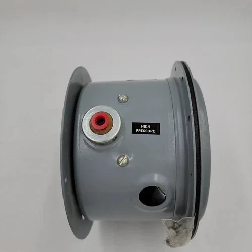 Mercoid DPSW 7233-153-R-61 Differential Pressure Switch — product image 7 of 11