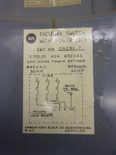 Arrow Hart 24291 Fusible Safety Switch, 3-Pole, 60A, 600V, NEMA 1 Indoor — product image 3 of 9
