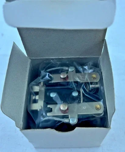 Dayton 5Z556 Power Relay, 12VDC, 30A, DPST-NO — product image 2 of 7