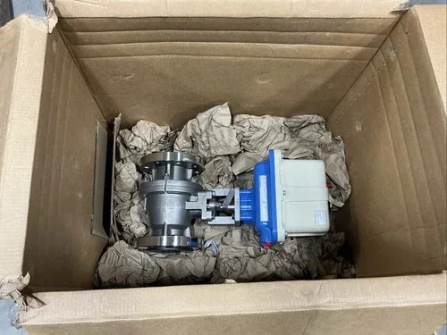 Metso 9180 T-316 3-Inch Flanged Ball Valve with Valvecon V-Series Electric Actuator — product image 9 of 10