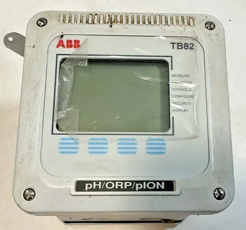 ABB TB82PH2010101 Advantage Series pH Transmitter — product image 2 of 8