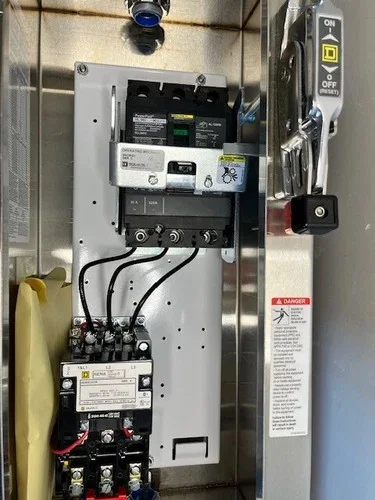 Square D 8536SCW5V02S Type S Size 1 Combination Motor Starter Disconnect — product image 4 of 8