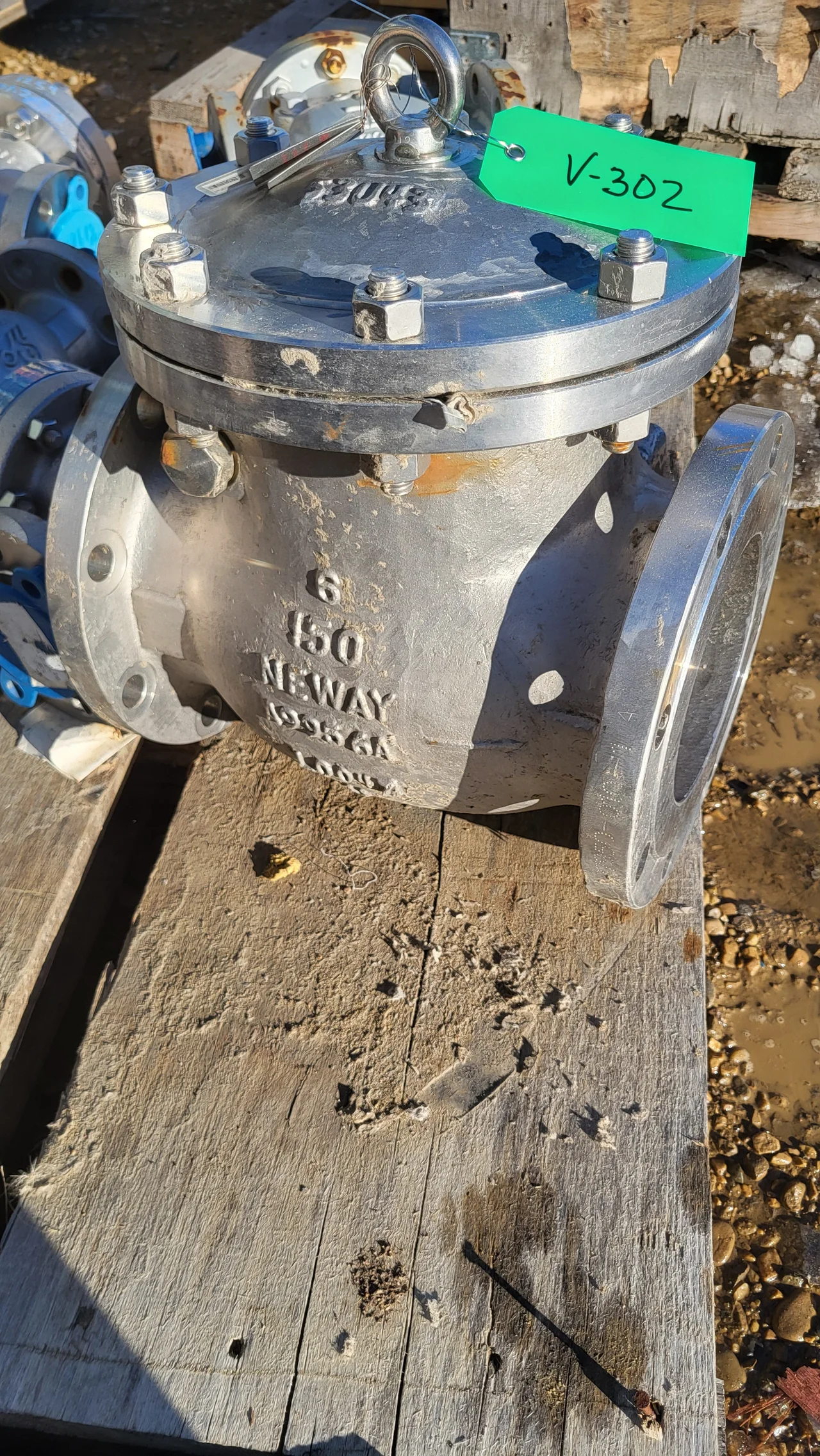 Neway 6-Inch Class 600 Swing Check Valve 6S1RZF55/HFS-T-600 — primary product image