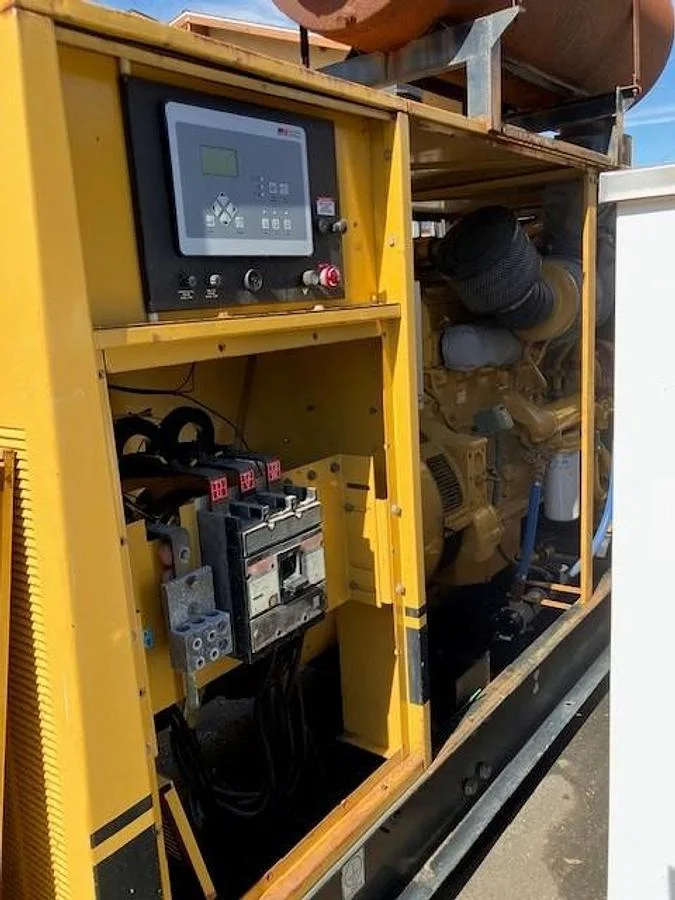 Caterpillar 3508 Diesel Generator Set 750 kW — product image 3 of 6