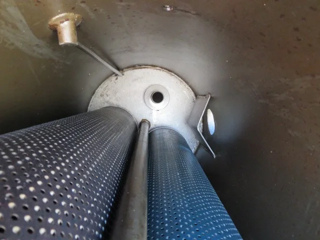 Nugent 16" x 3' Horizontal Filter Vessel — product image 3 of 8