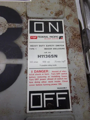 Federal Pacific H1136SN Heavy Duty Fusible Safety Switch — product image 2 of 9
