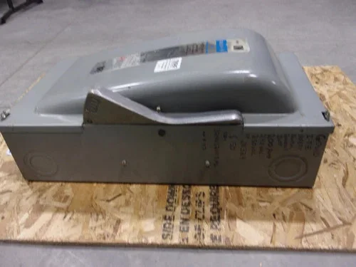 Gould ITE JN324 Fusible Safety Switch 200A 240V 3-Pole — product image 8 of 10